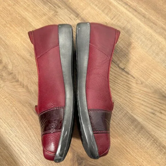 Naot Red Leather Flat Slip On Shoe Comfort Patent Leather Accents 37 - Picture 4 of 8